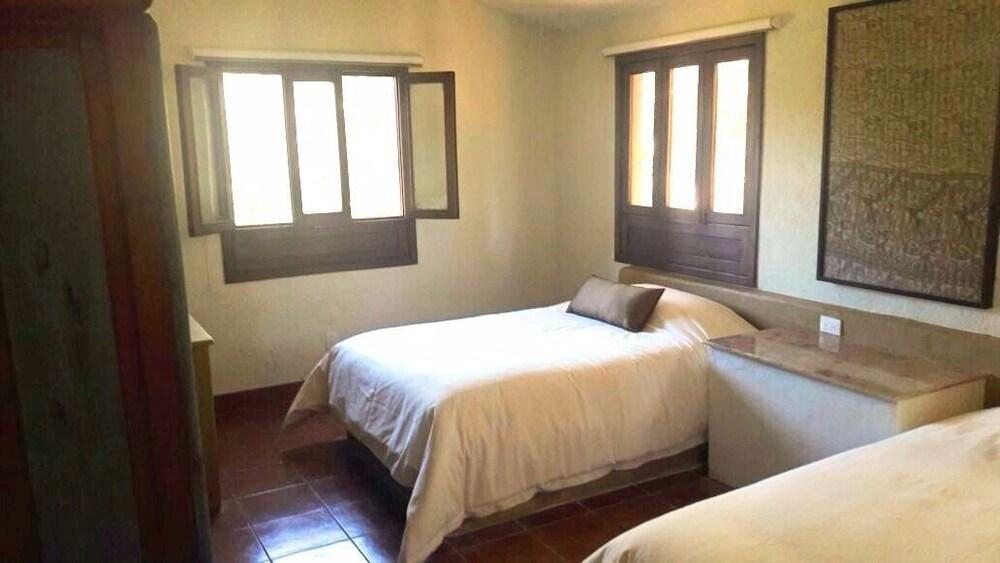 Hôtel Casa Embrujo Tzintzuntzán Extérieur photo